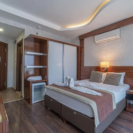 Hotel Grand Barhan